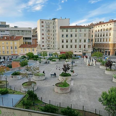 Casa Perugino Lejlighed Trieste Eksteriør billede